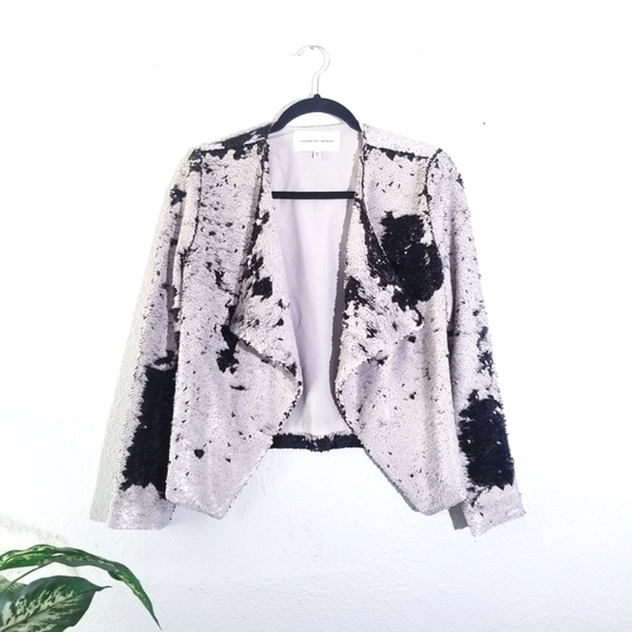 CUPCAKES & CASHMERE Bellwood Sequined Jacket - Picture 7 of 16